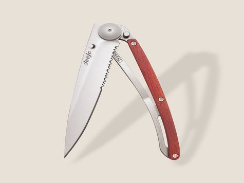 Deejo Serrated 37g, Palo Rojo